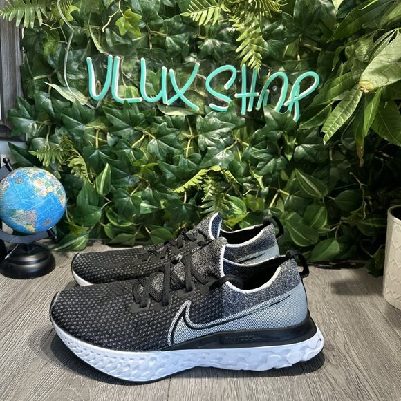 Nike React Infinity Run Flyknit CD4371-012 Black /White Running Men\'s Size 12.5 main image 3